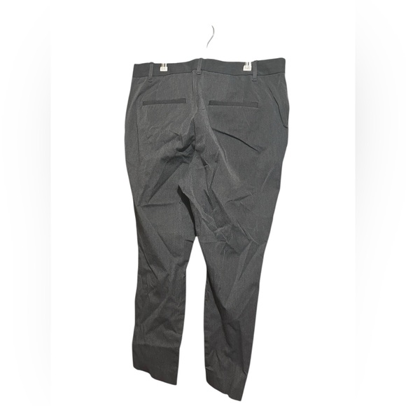 GAP Charcoal Ankle Pants for Women - Picture 4 of 15
